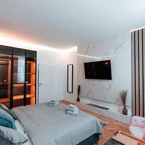 Petit Luxe Vienna